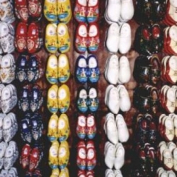 woodshoes